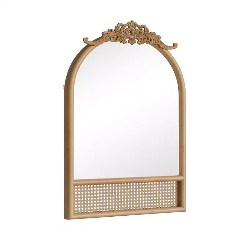 Specchio da parete ad arco intagliato in rattan intrecciato con base in legno naturale