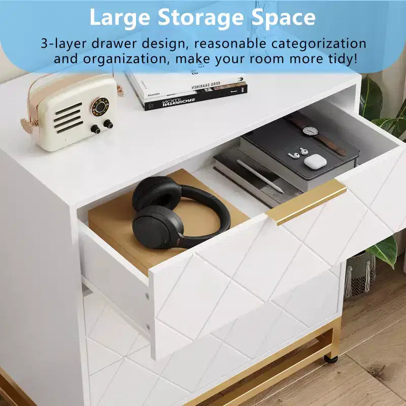 Chest of Drawers with 3 Drawer, Wooden Dresser for Bedroom, Nightstand for Storage and Organization
