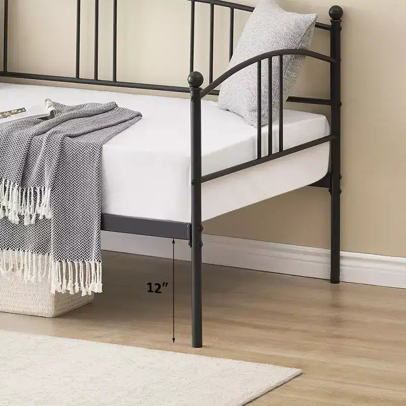 Coolmee Twin Size Metal Daybed with Trundle, Pull Out Trundle Bed Frame with Arched Headboard, Guest Sofa Bed with Steel Slat Support