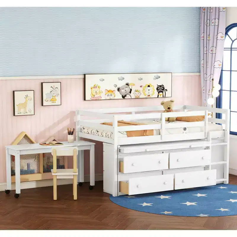 Letto a soppalco basso con scrivania estraibile, struttura letto salvaspazio in legno con 4 cassetti e 4 ripiani