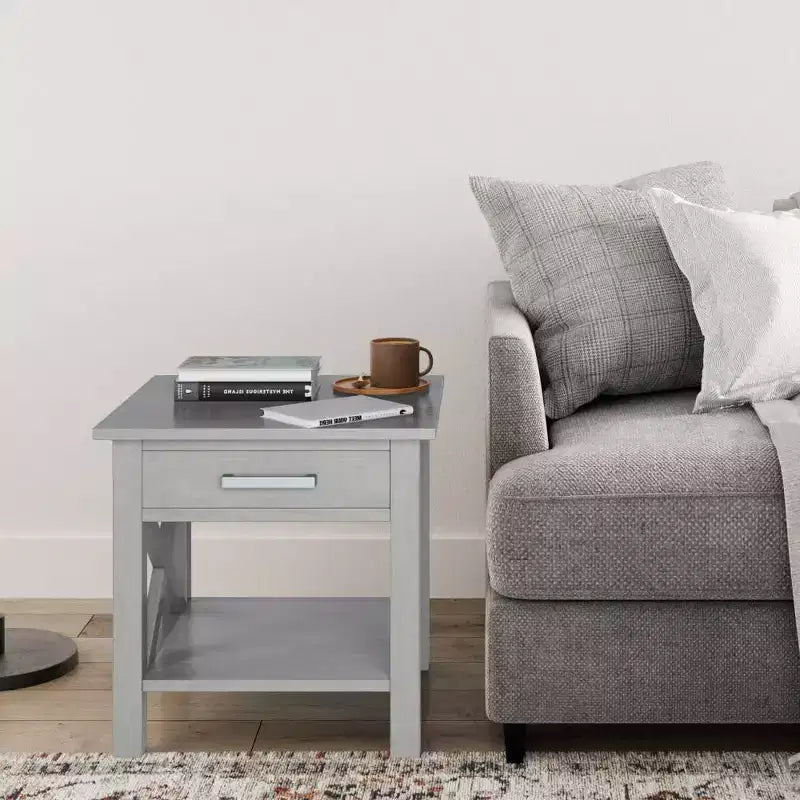 21 Waterloo End Table - Wyndenhall