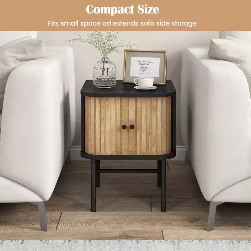 Table de chevet Costway avec porte coulissante, table d'appoint de rangement moderne du milieu du siècle avec armoire Noir/Blanc vieilli