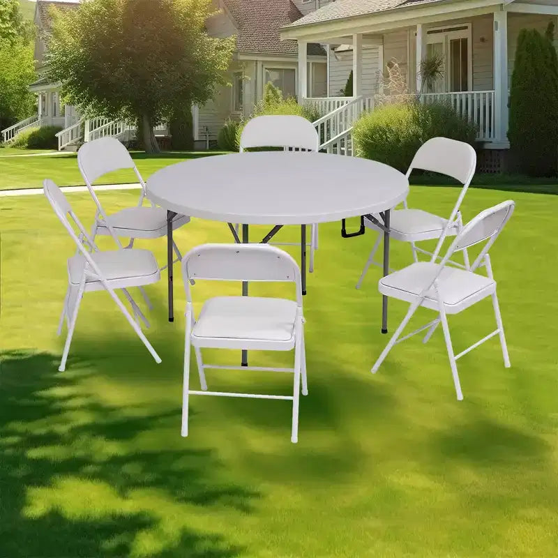 Lot de 4 chaises pliantes avec sièges rembourrés, structure métallique avec assise et dossier en cuir PU, capacité 158 kg, blanc