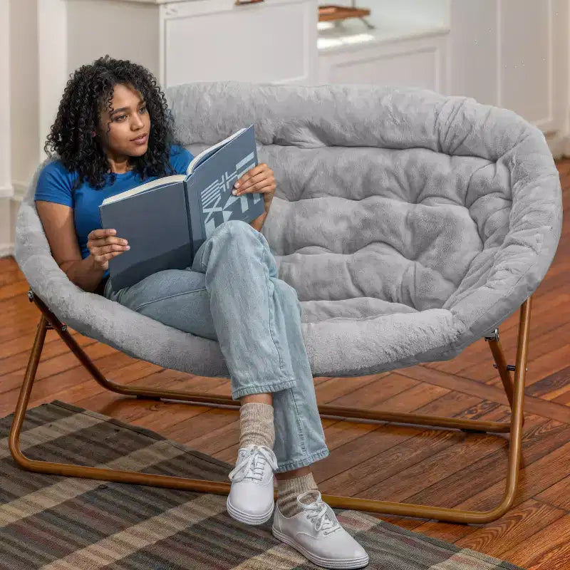 Flash Furniture Eleanor Portable Folding Upholstered Double Saucer Chair with a Steel Frame for Dorm, Living Room, or Bedroom