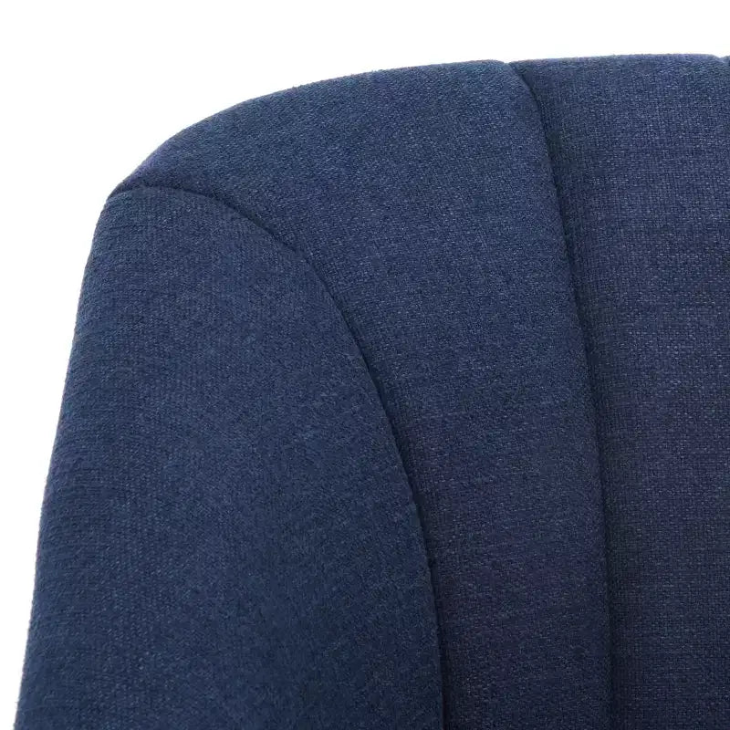 Poltroncina imbottita d'accento bianca